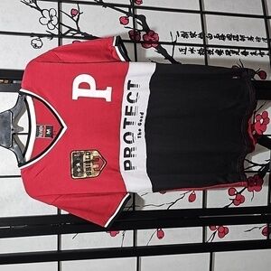 Ravmen V Neck‎ Protect the Good Tee Shirt Size Medium NWT